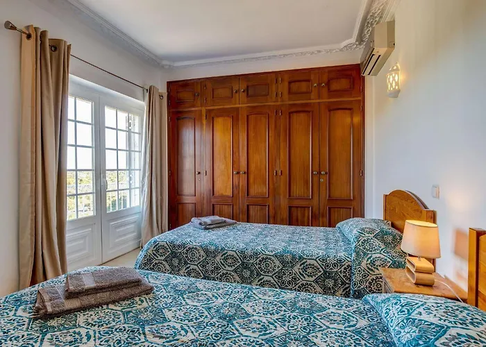 11 Marinha - Two Bedroom At Do Marinha Apartman